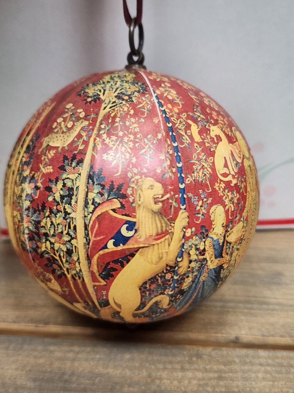 Metropolitan Museum of Art Cloisters Tapestry “Lady & The Unicorn” Ornament Rare